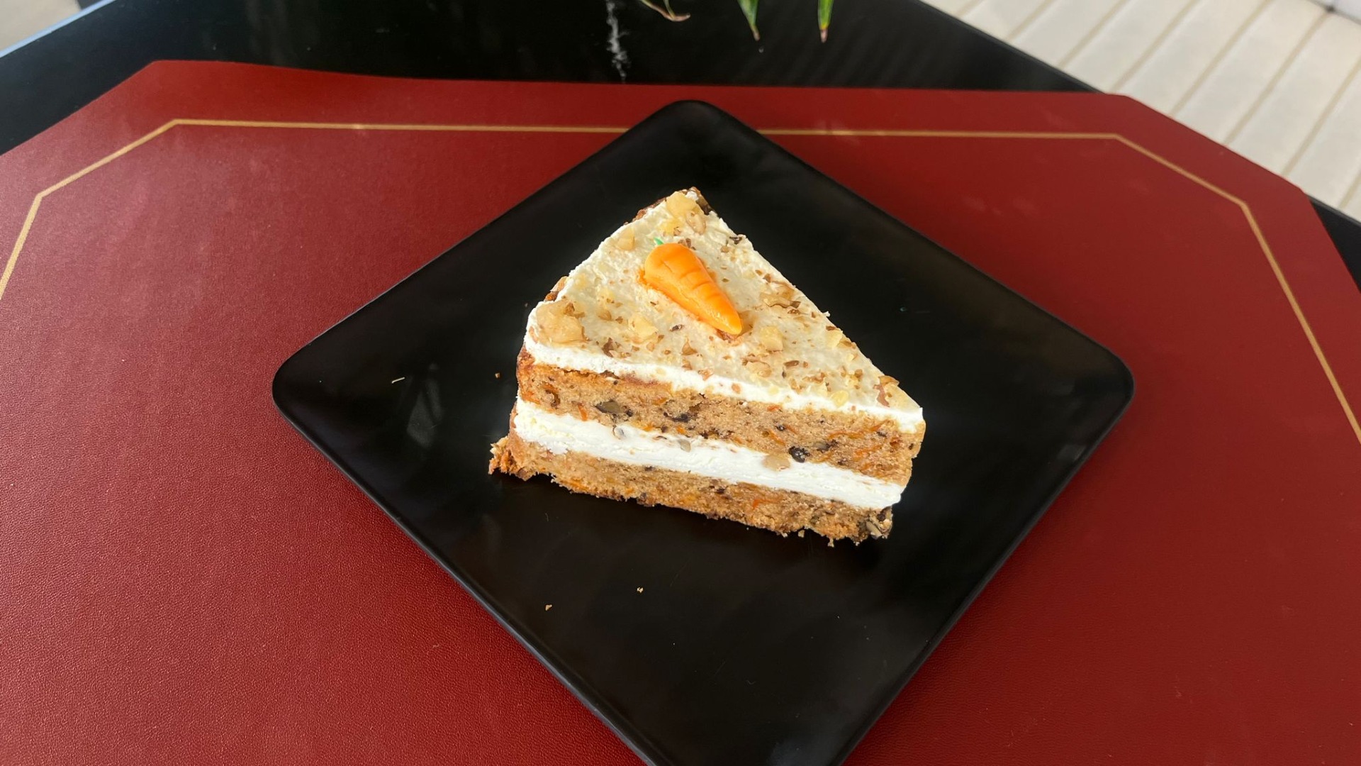 HAVUÇ DİLİMLİ KEK 