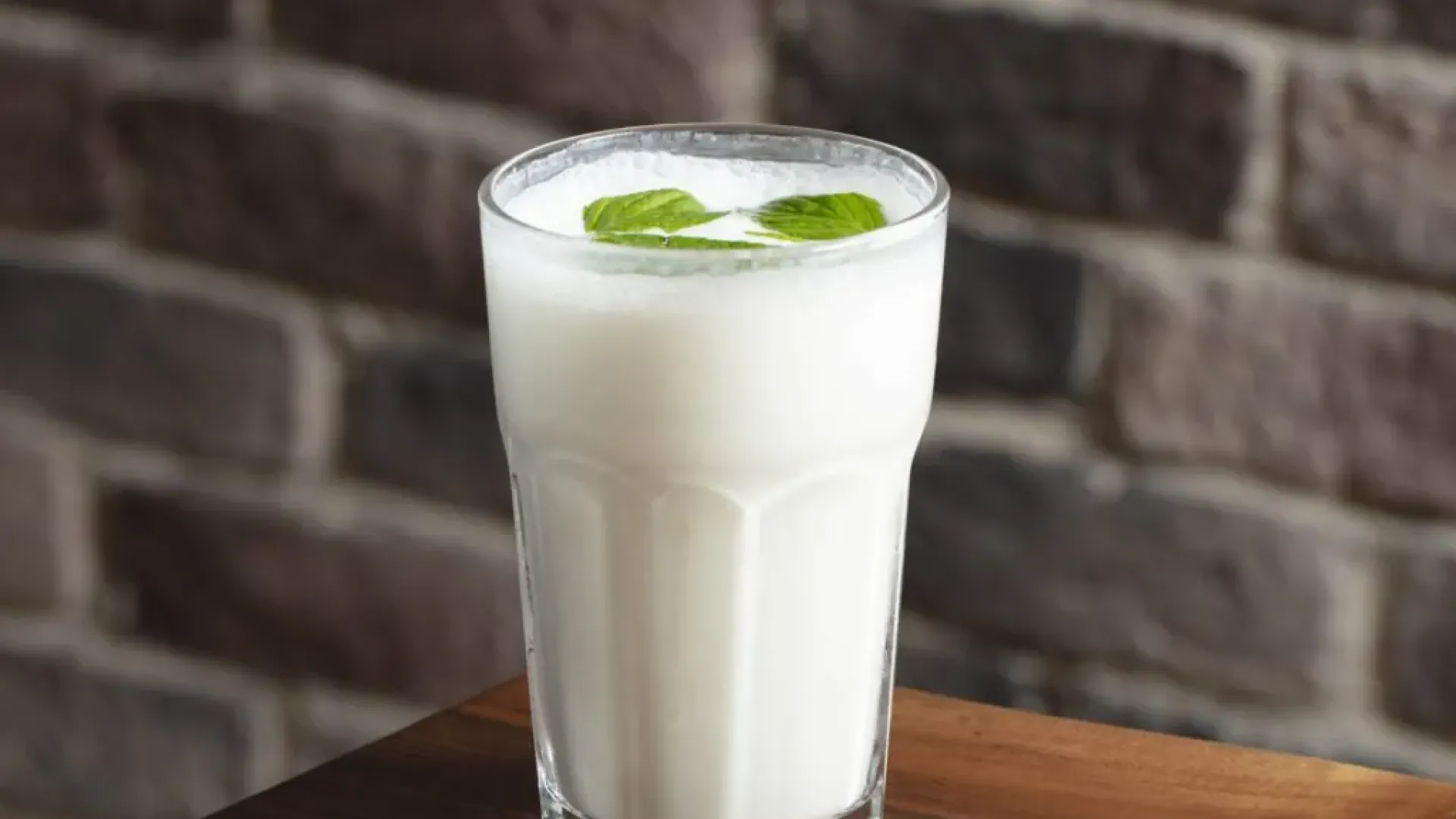 AYRAN