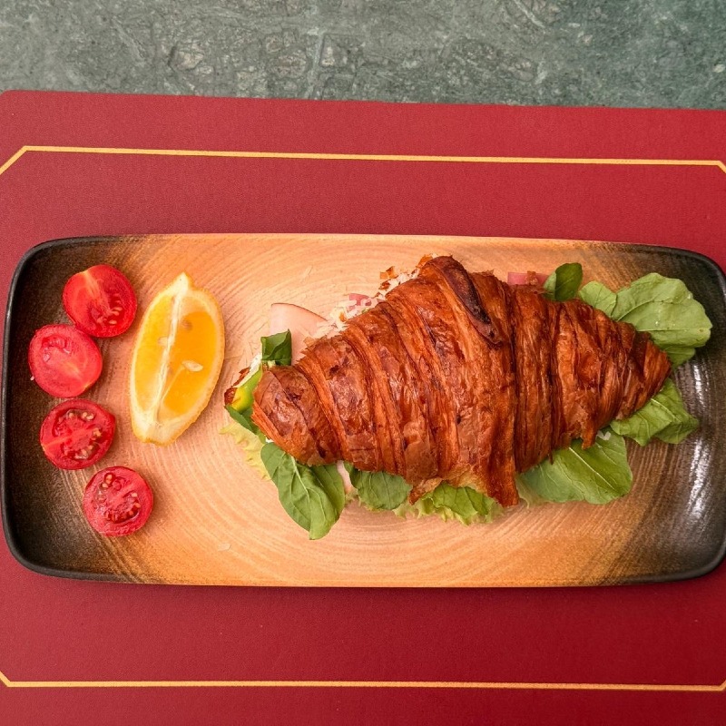 KRUVASAN SANDVİÇ