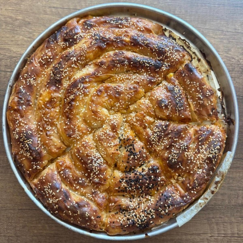 PATATESLİ TEPSİ BÖREĞİ